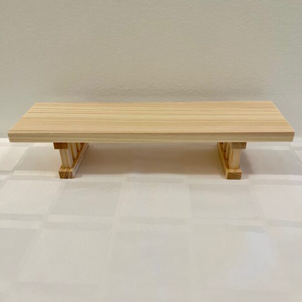 8 LEGGED TABLE