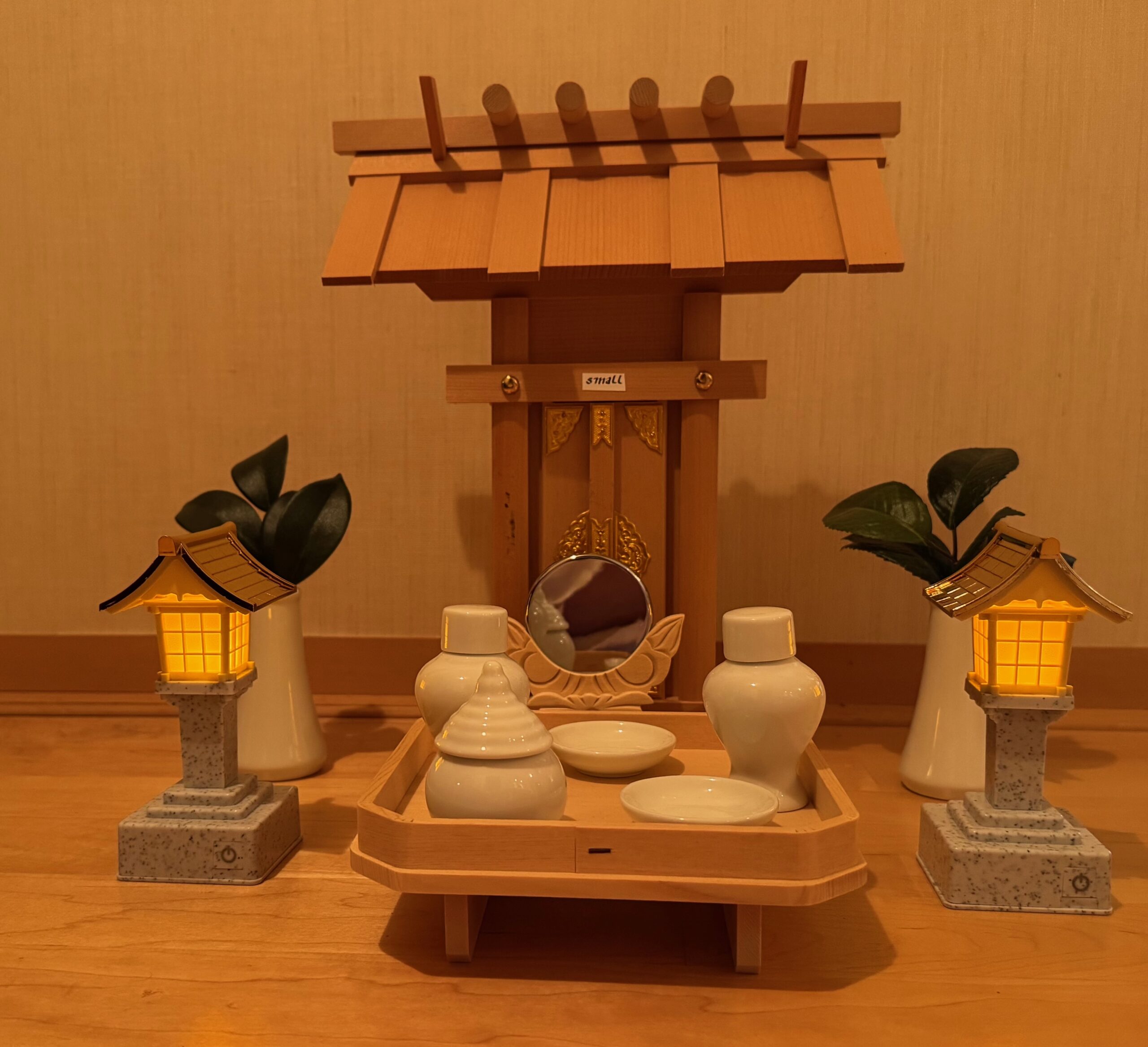 Shrine Lanterns - Image 2